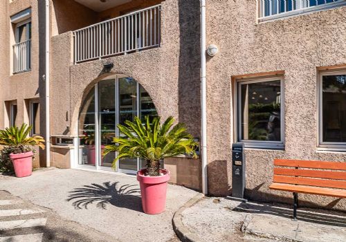 Photo KORIAN LA PROVENCALE, Ehpad, maison de retraite &agrave; LA ROQUEBRUSSANNE 83