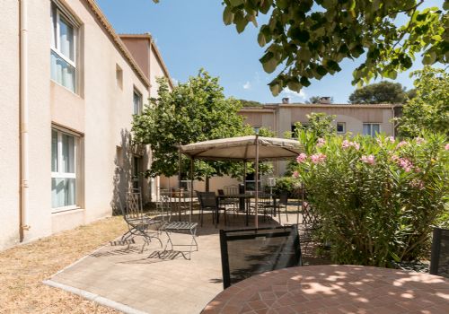 Photo KORIAN LES PINS BLEUS, Ehpad, maison de retraite &agrave; ST MANDRIER SUR MER 83